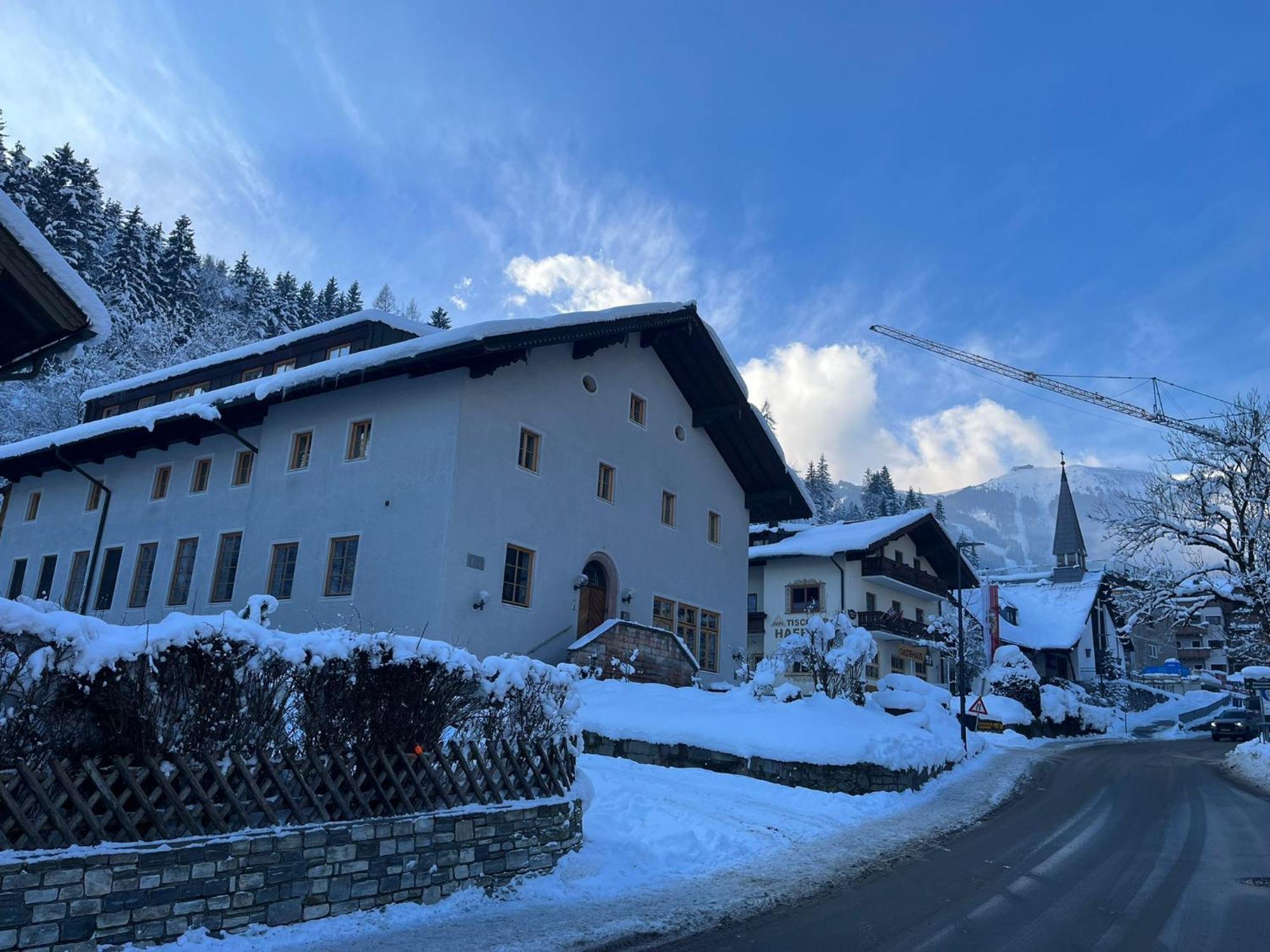 Twenty Seven City Hotel Zell am See Esterno foto